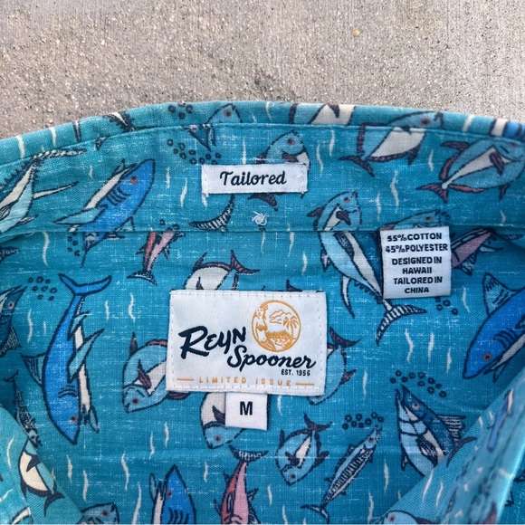 Reyn Spooner Hawaiian Shirt - Picture 3 of 3